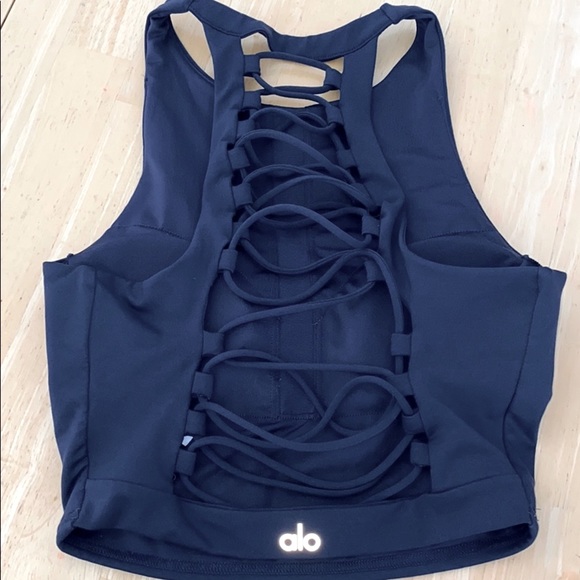 Alo yoga movement top - Picture 6 of 7